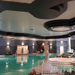 Hotel Rochestown Park & Leisure Centre