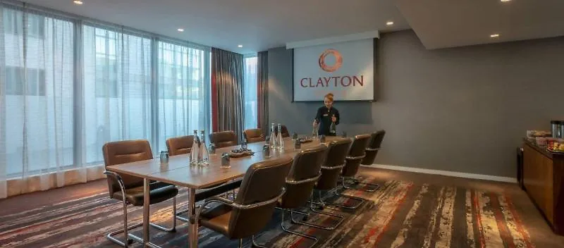 Clayton Hotel Cork City 4*,