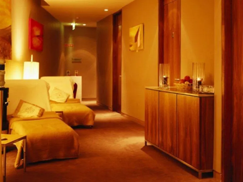Clayton Hotel Cork City 4*,  Irsko